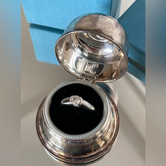 Birks Platinum Diamond Engagement Ring with Sapphire - Picture 3 of 6